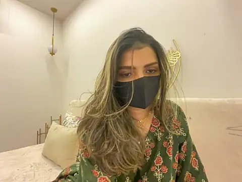 MaYaa  11 online show from April 7, 2026, 7:09 am