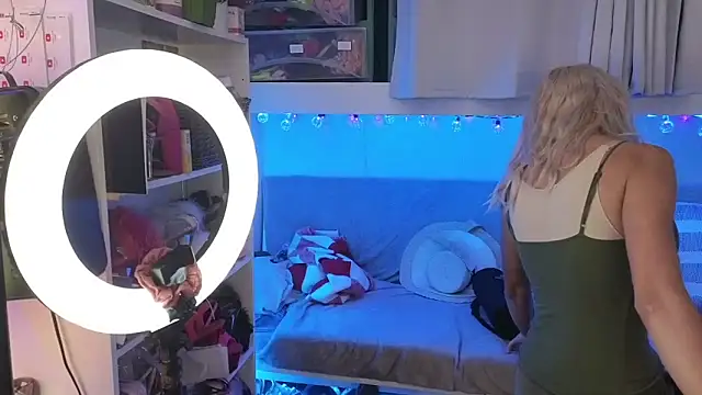 cunty tranny lydia online show from February 25, 2026, 4:22 am