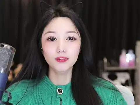 Nuyoah-77 online show from February 17, 2025, 3:20 pm