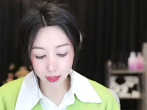 Nuyoah-77 online show from March 6, 2025, 4:07 pm