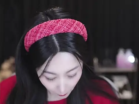 Nuyoah-77 online show from February 17, 2026, 3:08 pm