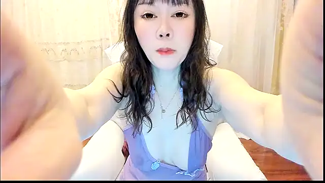 Pennyee online show from February 3, 2026, 12:31 am