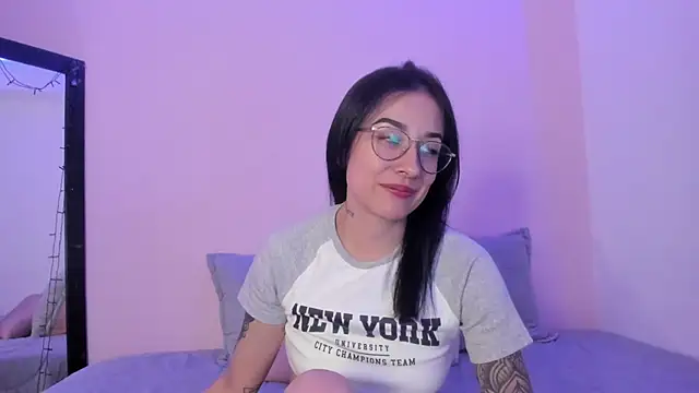 ValeriaCox online show from March 1, 2025, 1:11 am