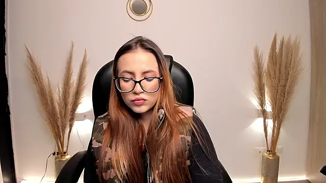 RyliieHunter online show from December 15, 2024, 2:19 am