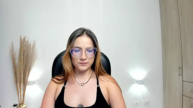 RyliieHunter online show from January 3, 2025, 12:22 am