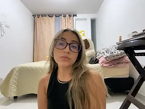 RyliieHunter online show from February 2, 2025, 3:21 am