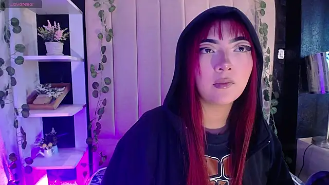 Mia Rinn online show from January 28, 2025, 7:32 pm