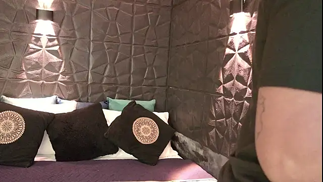 graceymilf666 online show from October 18, 2025, 11:33 am