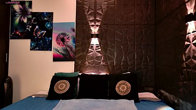 graceymilf666 online show from November 25, 2025, 11:32 am