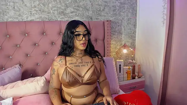 Snapshot of Mia_Jansen chatting on February 19, 2026, 1:40 pm Mia Jansen online show from February 19, 2026, 1:40 pm