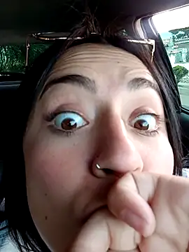 Lesly 10- online show from February 2, 2025, 6:53 pm