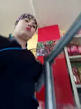 Lesly 10- online show from September 9, 2025, 12:48 pm