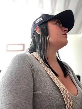 Lesly 10- online show from March 7, 2026, 8:50 pm