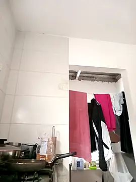 Andrew wolf7 online show from October 4, 2025, 1:09 pm