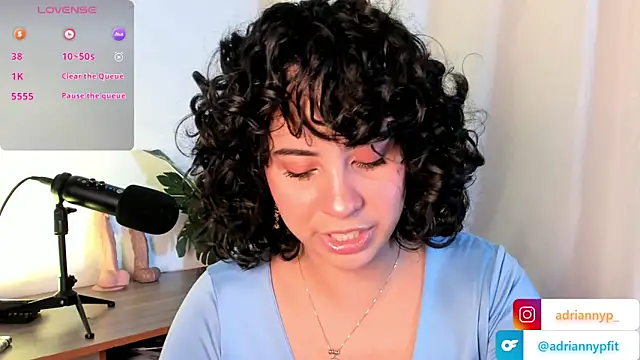 adriannyp 1 online show from February 8, 2026, 6:17 am