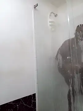 yezz3011 online show from November 9, 2025, 4:05 pm