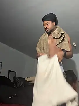 SluttyLyfe4L online show from December 17, 2025, 9:48 am