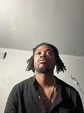 SluttyLyfe4L online show from April 7, 2026, 1:33 pm