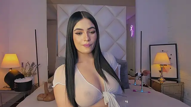 KimRoussee online show from March 11, 2025, 3:05 am