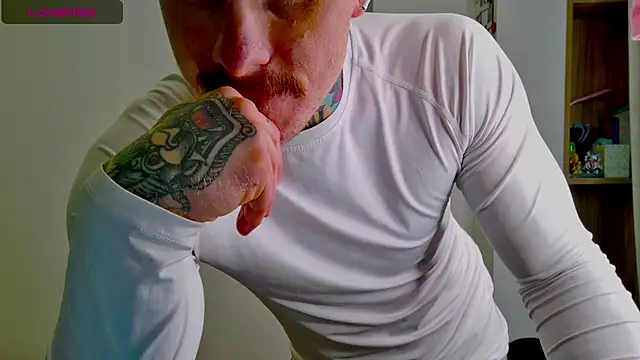 white King9999 online show from February 12, 2026, 2:23 pm