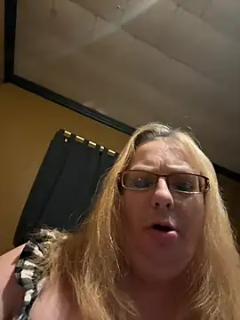 CherishWilliams online show from May 4, 2026, 9:49 am