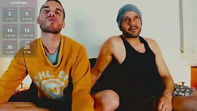 Snapshot of angelandfranco chatting on February 23, 2025, 3:13 am angelandfranco online show from February 23, 2025, 3:13 am