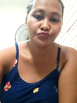 Sweetchuby1995 online show from March 31, 2026, 2:13 am