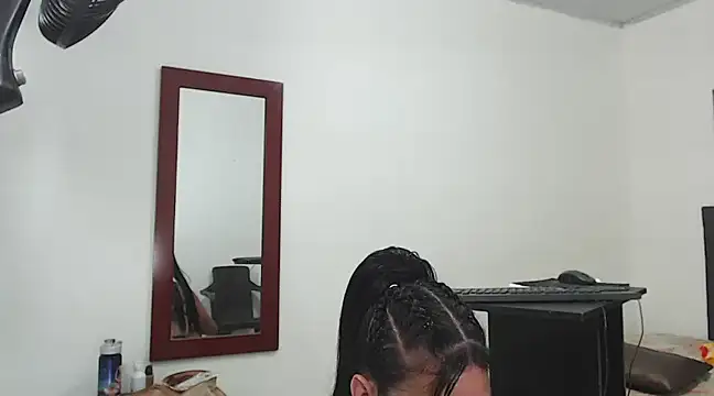 Snapshot of eloisaath chatting on January 23, 2025, 4:15 pm eloisaath online show from January 23, 2025, 4:15 pm