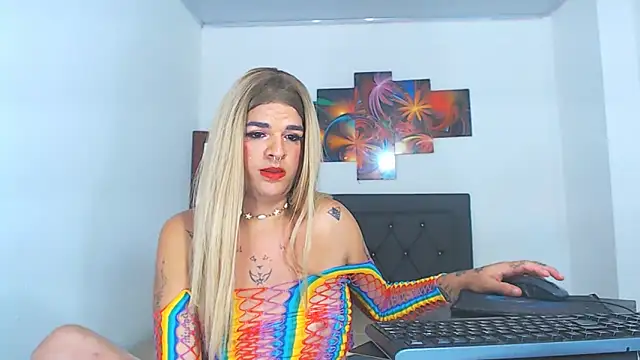 Snapshot of eloisaath chatting on March 23, 2025, 7:09 am eloisaath online show from March 23, 2025, 7:09 am