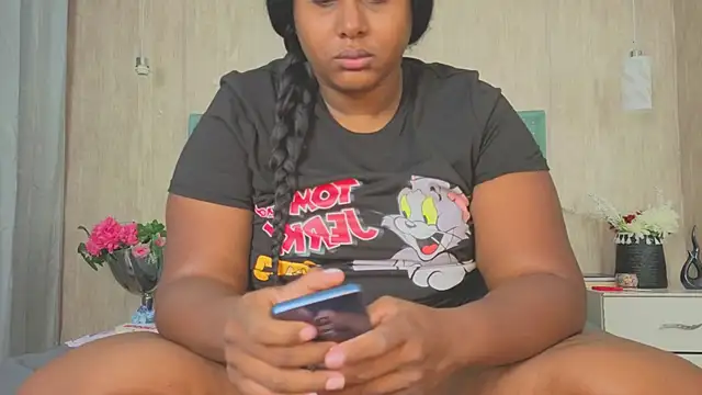 Alexa roussee online show from September 11, 2025, 12:49 pm