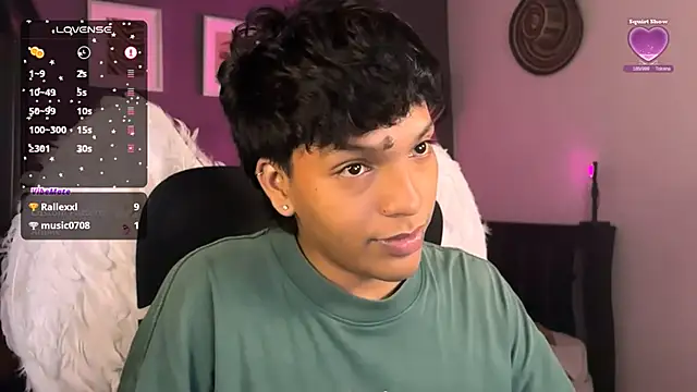 Snapshot of Xander_bonnet1 chatting on February 15, 2025, 8:11 pm Xander bonnet1 online show from February 15, 2025, 8:11 pm