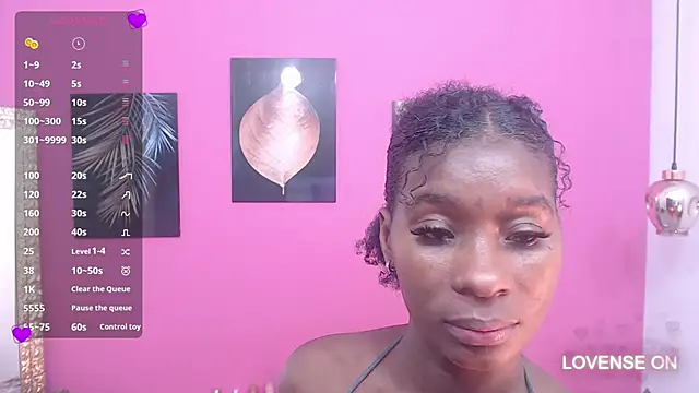 petitelittleebony online show from March 6, 2025, 7:10 pm