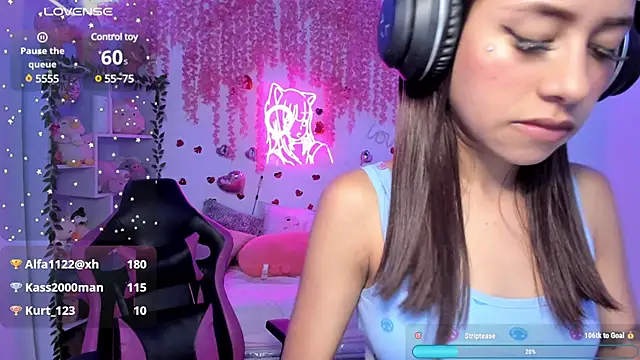 cat kitty18  online show from February 26, 2025, 12:38 am