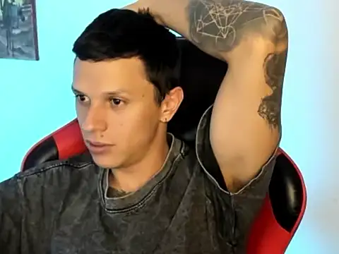 Snapshot of goodboy69l chatting on February 26, 2026, 11:48 pm goodboy69l online show from February 26, 2026, 11:48 pm