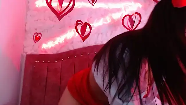 Snapshot of SarahStones chatting on February 14, 2025, 6:12 am SarahStones online show from February 14, 2025, 6:12 am