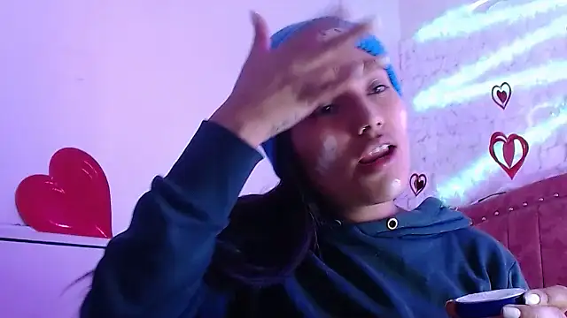 Snapshot of SarahStones chatting on March 21, 2025, 5:11 am SarahStones online show from March 21, 2025, 5:11 am