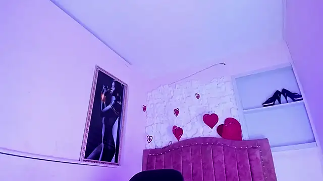 Snapshot of SarahStones chatting on September 13, 2025, 8:58 am SarahStones online show from September 13, 2025, 8:58 am