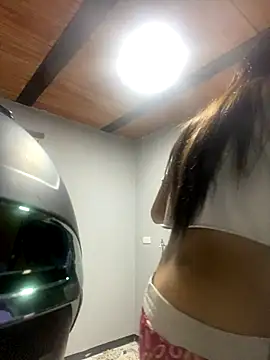 Snapshot of SarahStones chatting on September 17, 2025, 9:55 am SarahStones online show from September 17, 2025, 9:55 am