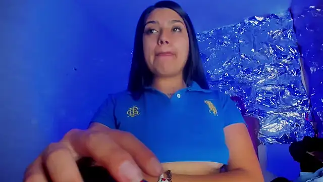 Snapshot of SarahStones chatting on March 2, 2026, 10:44 am SarahStones online show from March 2, 2026, 10:44 am