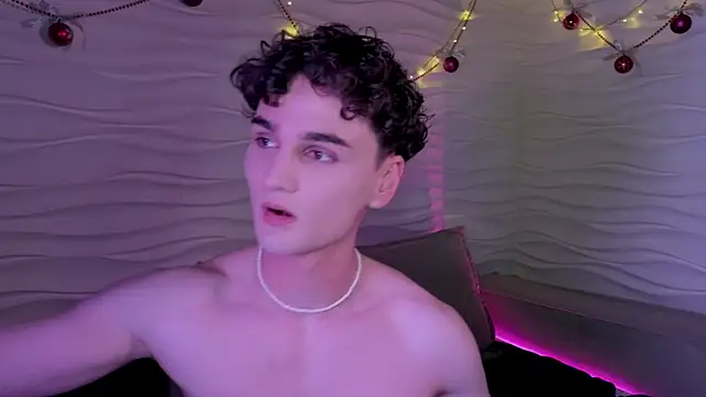 adam 21cm   online show from January 12, 2025, 7:42 pm