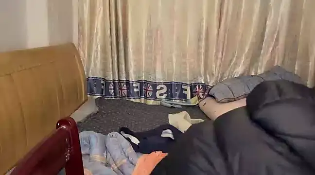 xiaottt1918 online show from January 12, 2025, 10:23 am