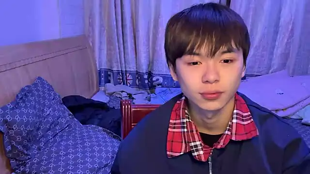 xiaottt1918 online show from January 14, 2025, 2:43 pm