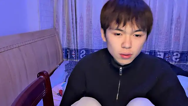 xiaottt1918 online show from January 25, 2025, 7:07 pm