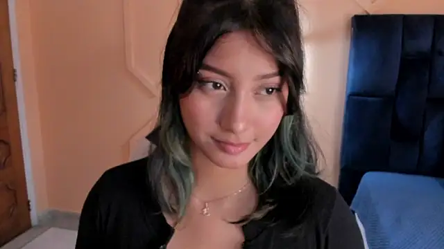 Yazmin rouse online show from January 3, 2025, 2:51 pm