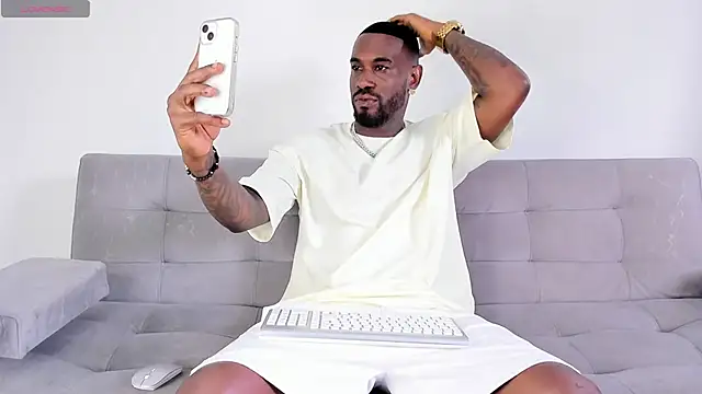 Snapshot of Dvid_Rullers chatting on March 9, 2025, 7:59 pm Dvid Rullers online show from March 9, 2025, 7:59 pm