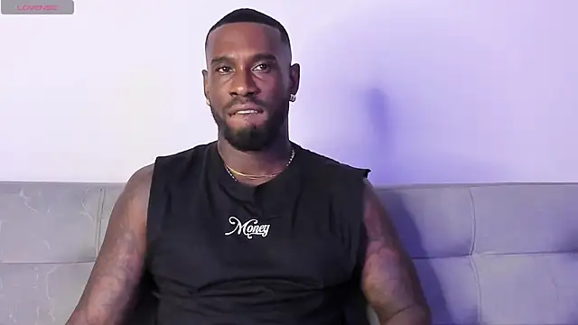 Snapshot of Dvid_Rullers chatting on March 20, 2025, 10:40 pm Dvid Rullers online show from March 20, 2025, 10:40 pm