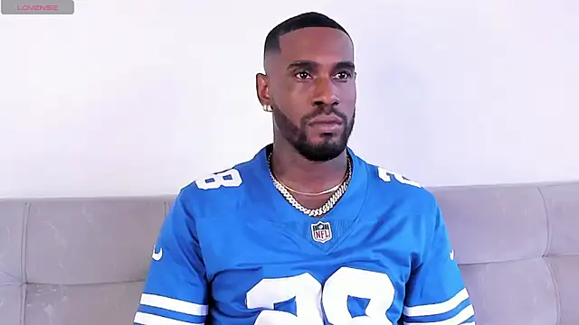 Snapshot of Dvid_Rullers chatting on March 21, 2025, 9:01 pm Dvid Rullers online show from March 21, 2025, 9:01 pm