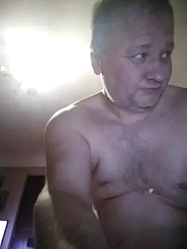 nudistu021 online show from January 31, 2026, 7:11 pm