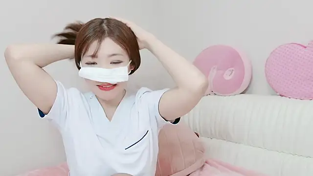 Snapshot of erokangoshi-nene chatting on December 9, 2024, 5:52 pm erokangoshi-nene online show from December 9, 2024, 5:52 pm