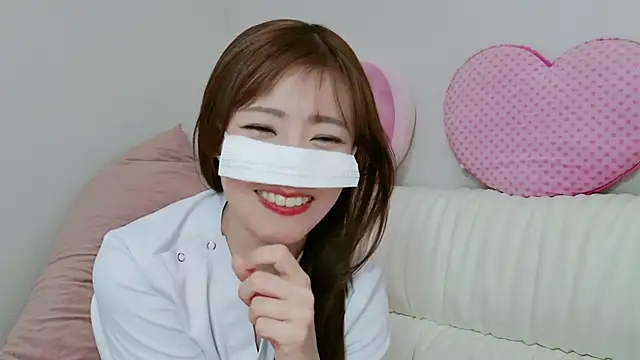 Snapshot of erokangoshi-nene chatting on January 9, 2025, 6:38 am erokangoshi-nene online show from January 9, 2025, 6:38 am